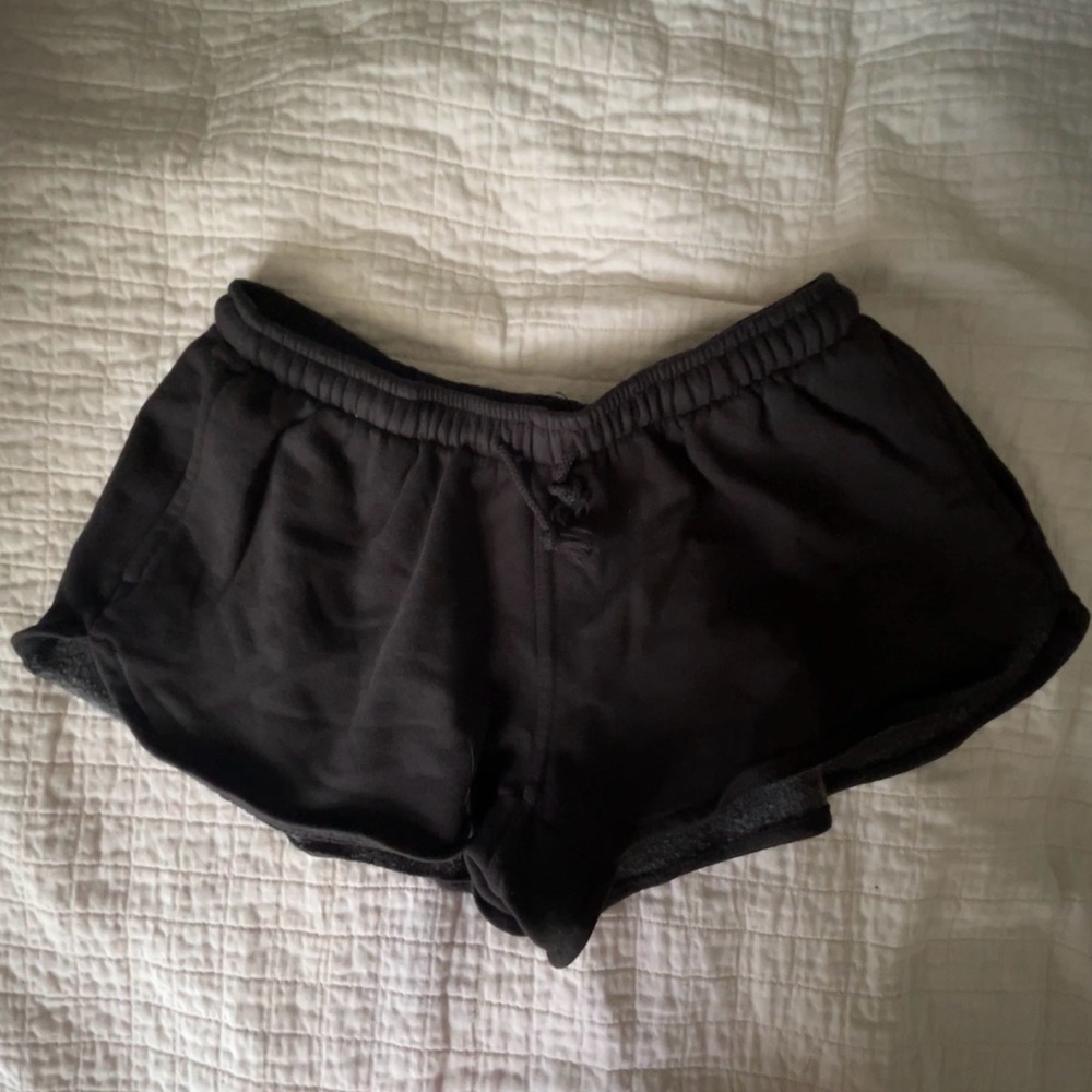 XS Brandy Melville shorts